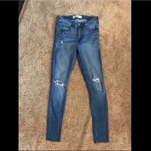Hollister Jeans - sold together